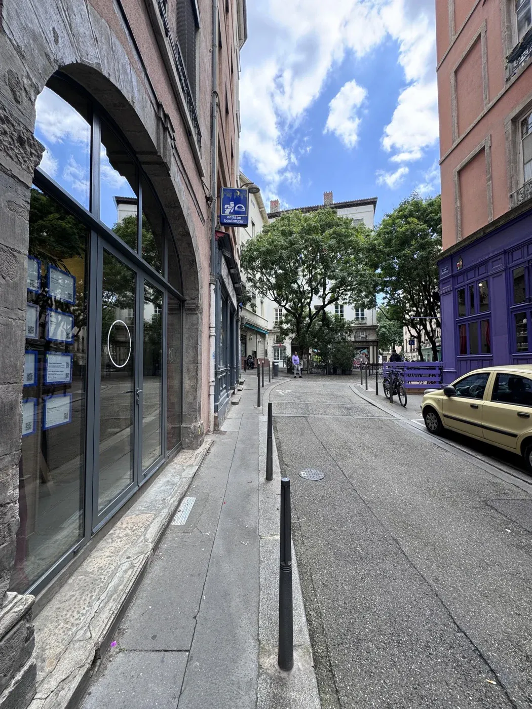 La rue Bouteille et les façades du quartier de la place Sathonay